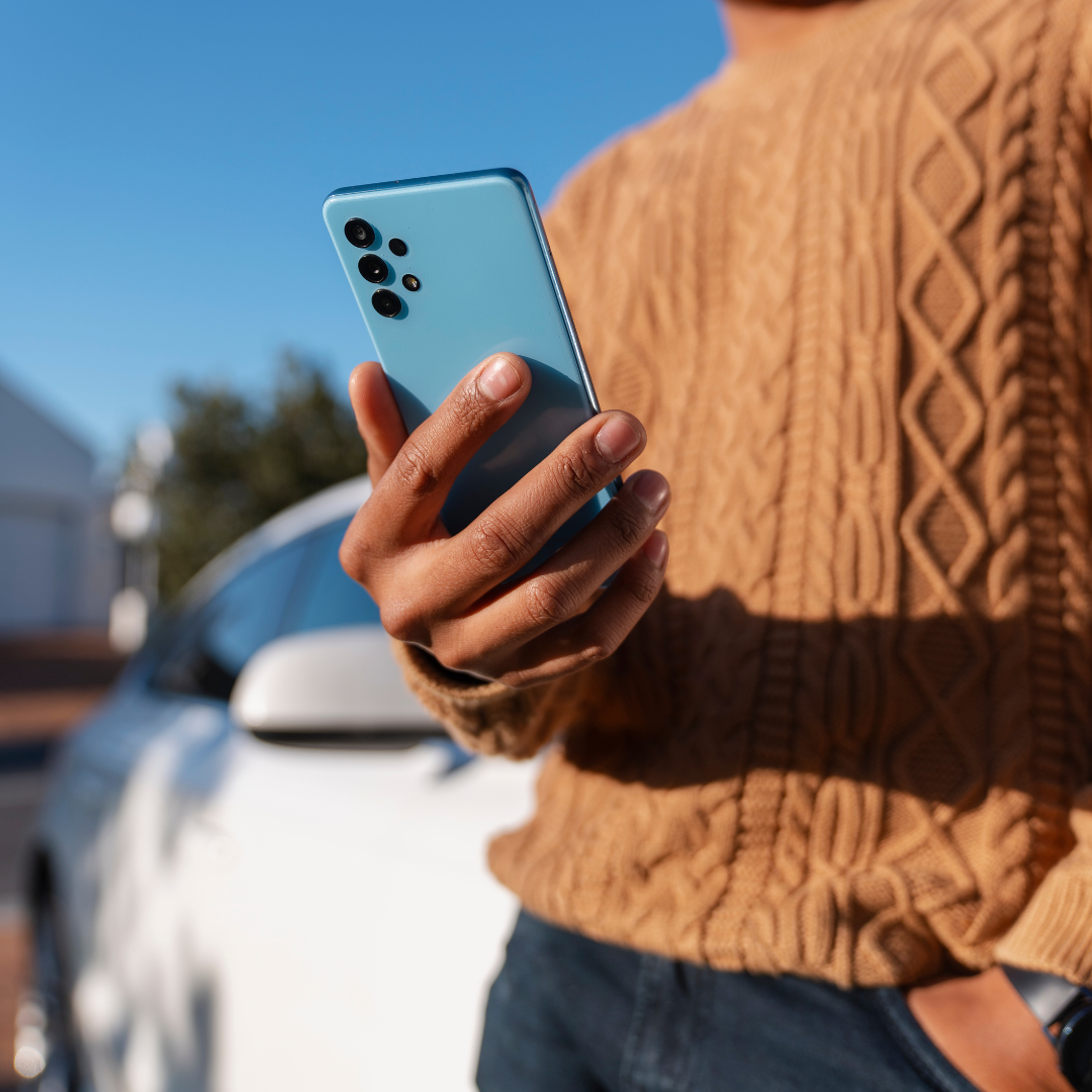 Smartphone with WhatsApp and calls only: What’s It Like?